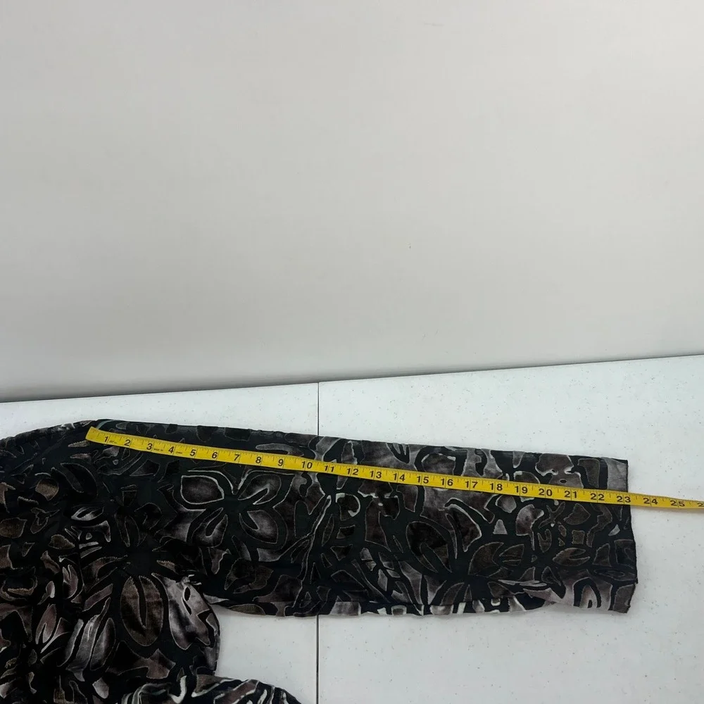 Additions by Chico's Size 3 US XL Black Brown Floral Burnout Velvet Tunic Top - Picture 8 of 10